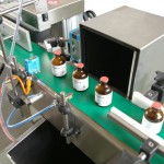 labelmachine pharma, flesjes etiketteren